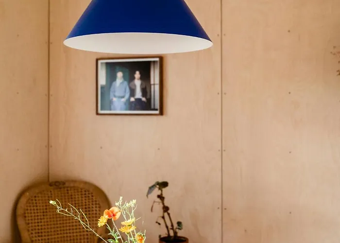 Family House For Design Lovers At Heatherhill